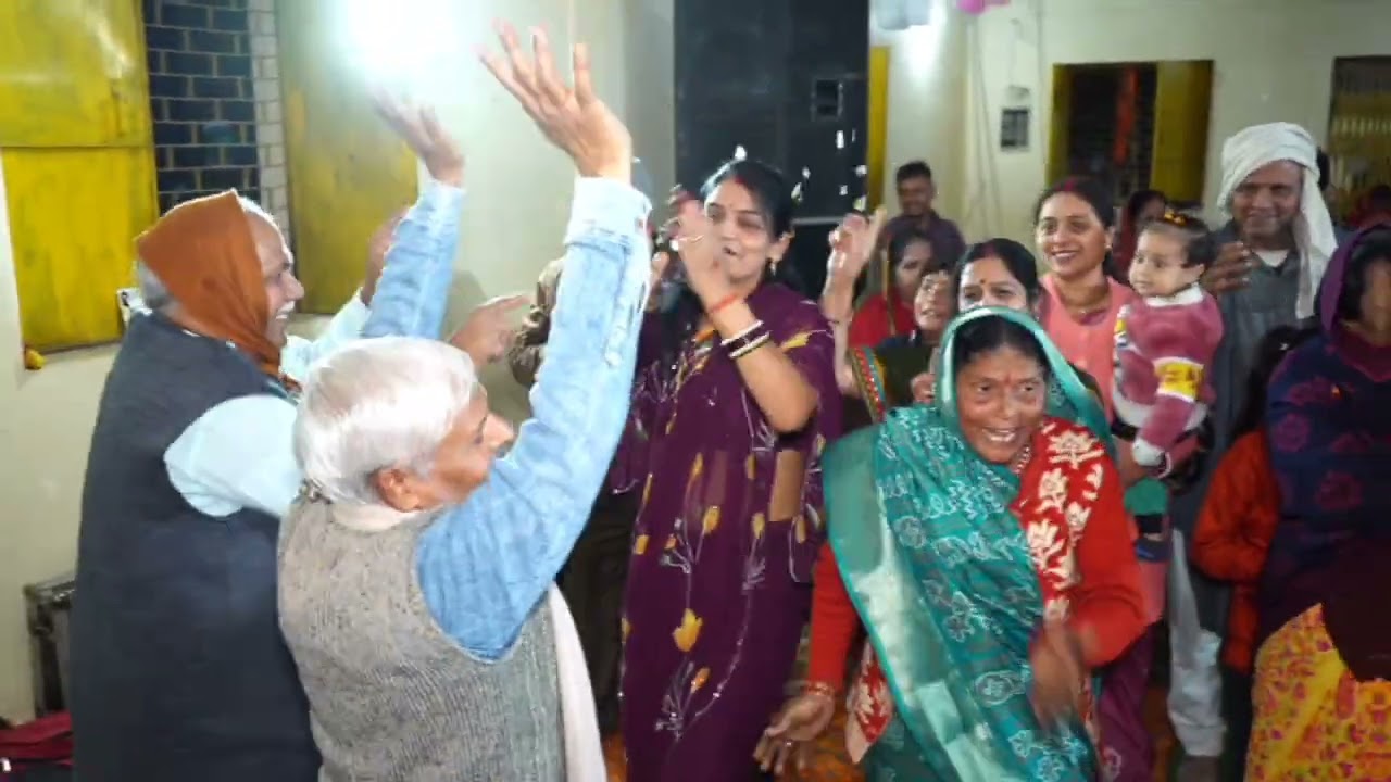 भगवान राधा कृष्ण की सुंदर होली पं.गायत्री देवी जी