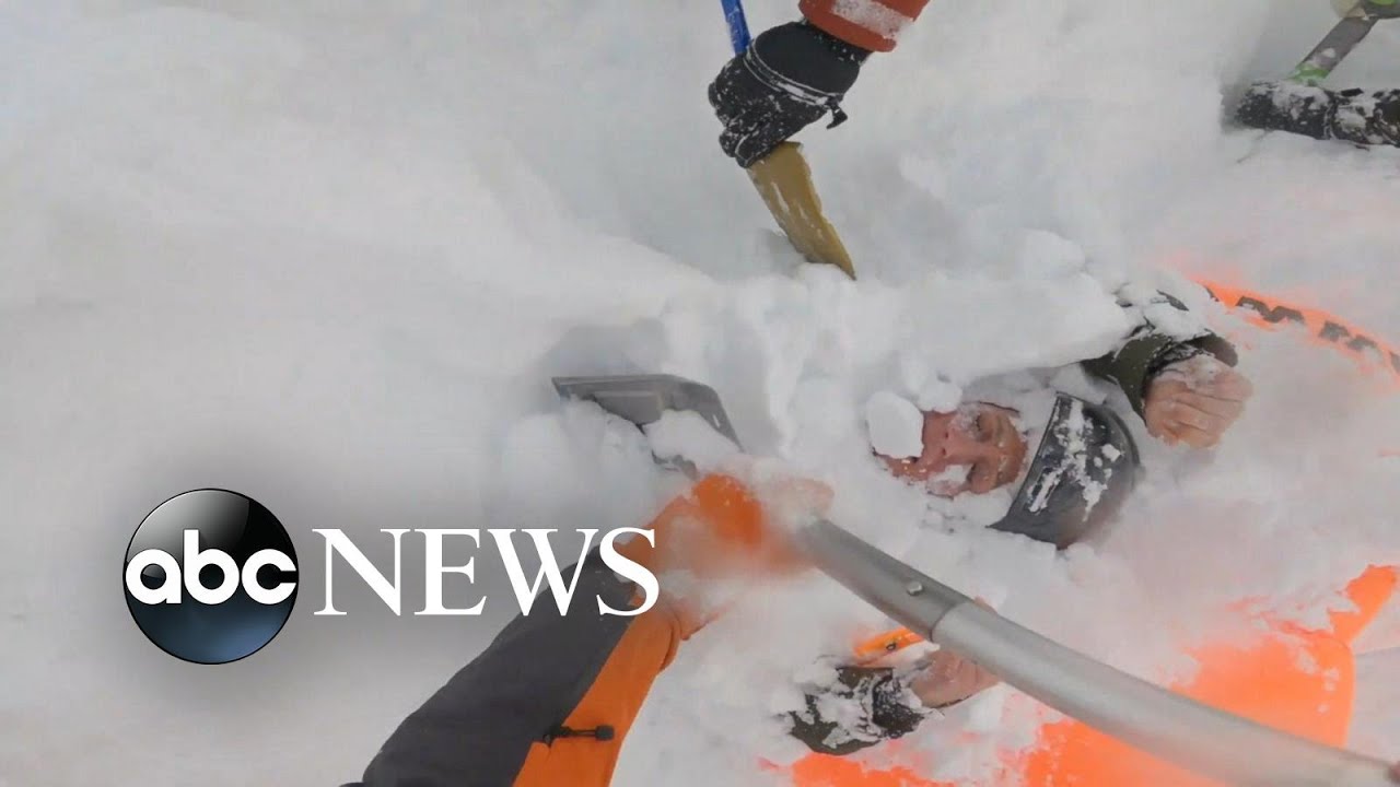 Terrifying video show desperate avalanche rescue