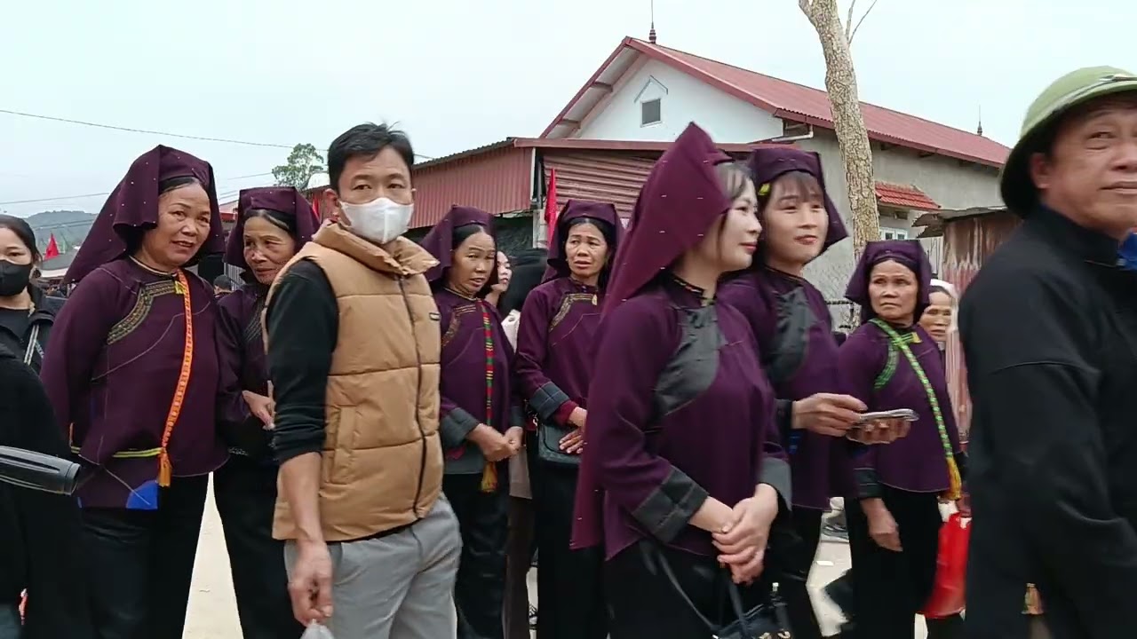Toàn cảnh Giao lưu hát shi hội xã chiến thắng 20 tháng giêng 