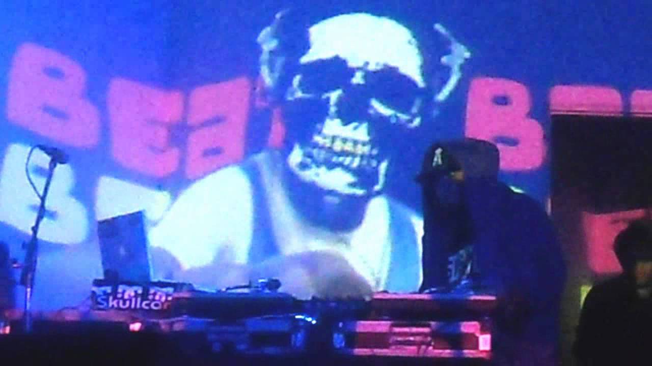 Deejay Akrylik DJ SET Tres Coronas Argentina