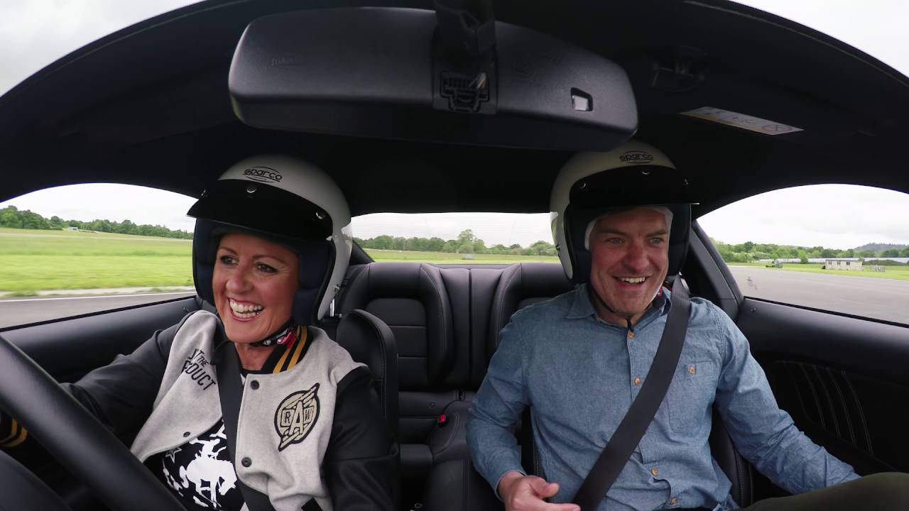 Интервью Top Gear с ведущей Сабиной Шмитц на трассе