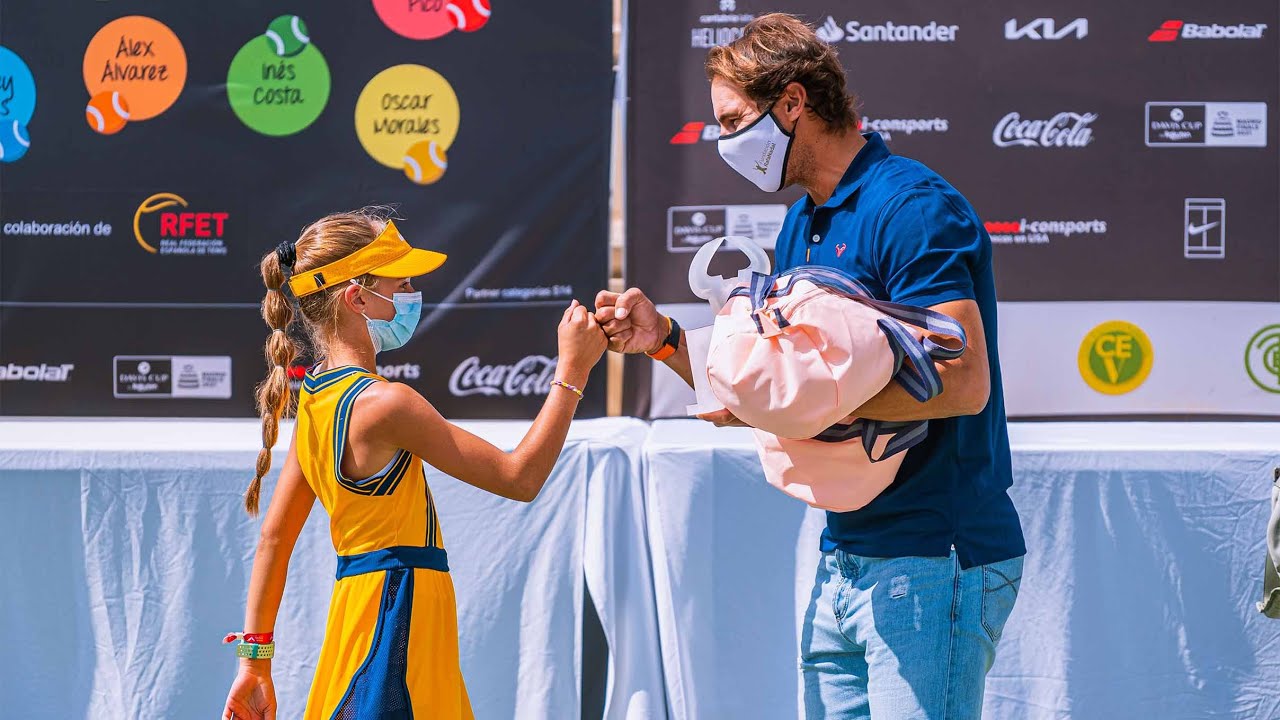 Rafa Nadal, en la entrega de trofeos del Rafa Nadal Tour by Santander