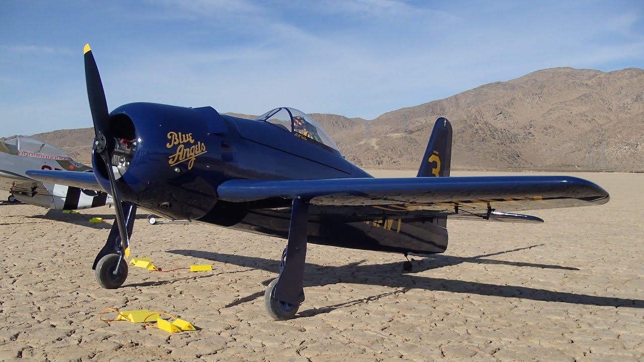 VQ Warbirds F8F Bearcat with EME 70cc Twin Gas Engine at Rabbit Dry Lake