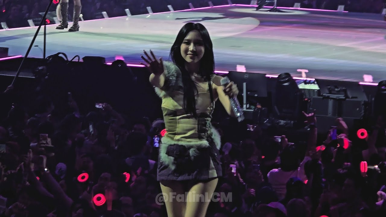260122 TWICE 트와이스 - What Is Love? | THIS IS FOR 6th World Tour - LA Day 2 | 직캠 FANCAM
