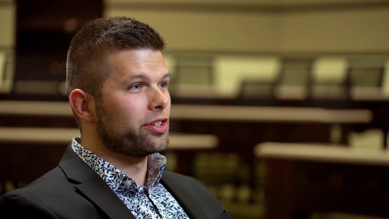 Étienne Caron - Management Development Program