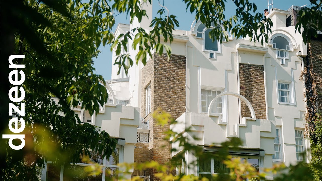 Dezeen исследует постмодернистскую достопримечательность &laquo;Космический дом&raquo;