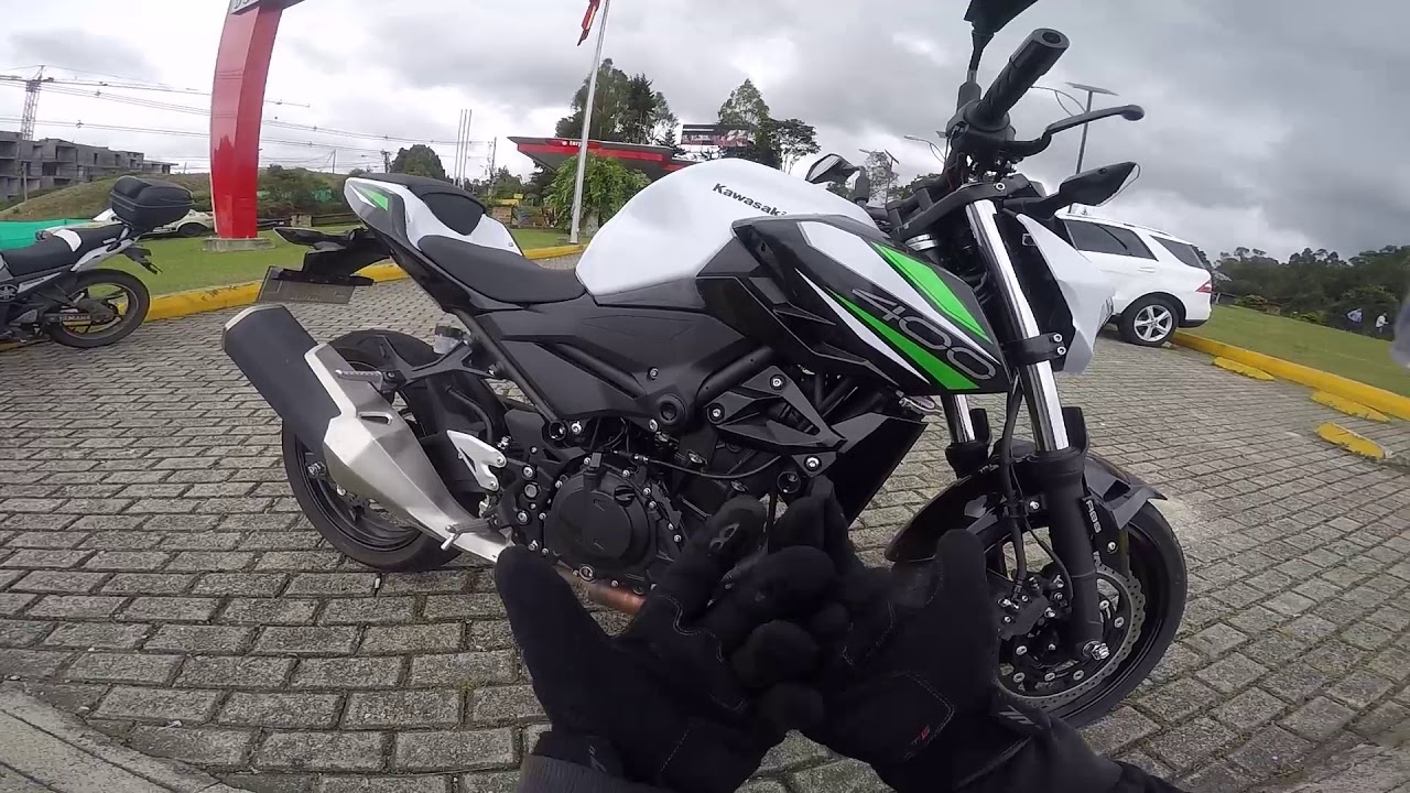 KAWASAKI Z400 REVIEW EN ESPAÑOL /Piston A Tope