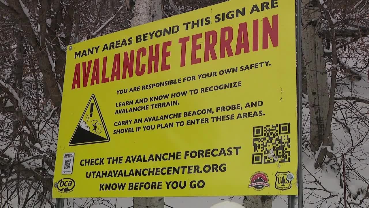 Skiers warned to stay away from backcountry this weekend after fatal avalanches