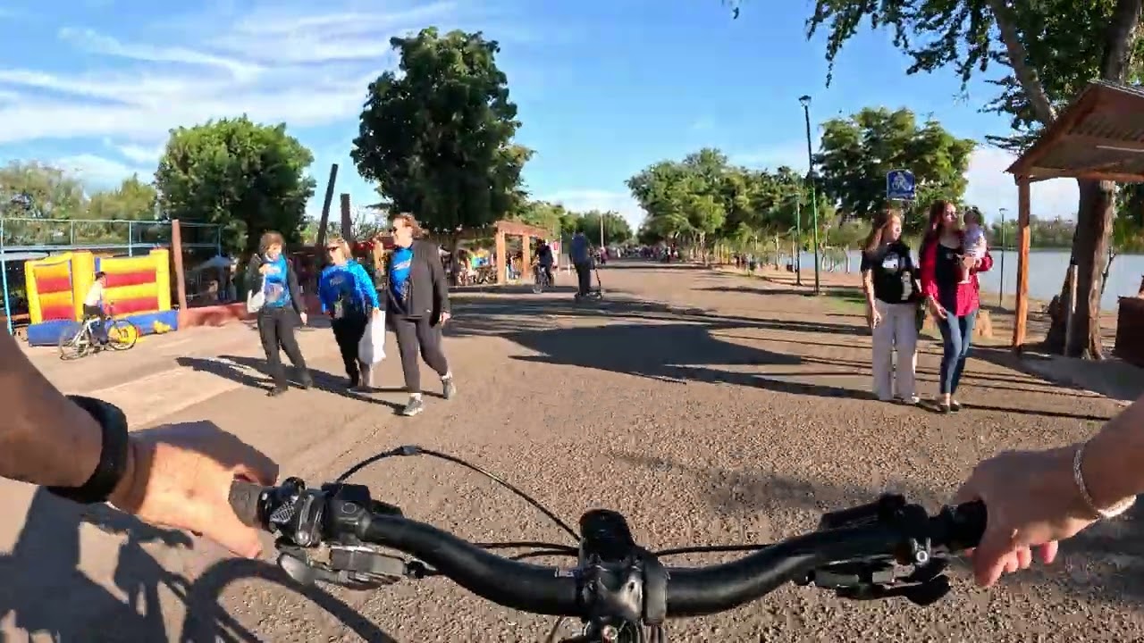 Paseando por la laguna del nainari