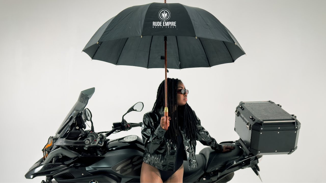 Shelly - BIG STEP ( Clip Officiel )