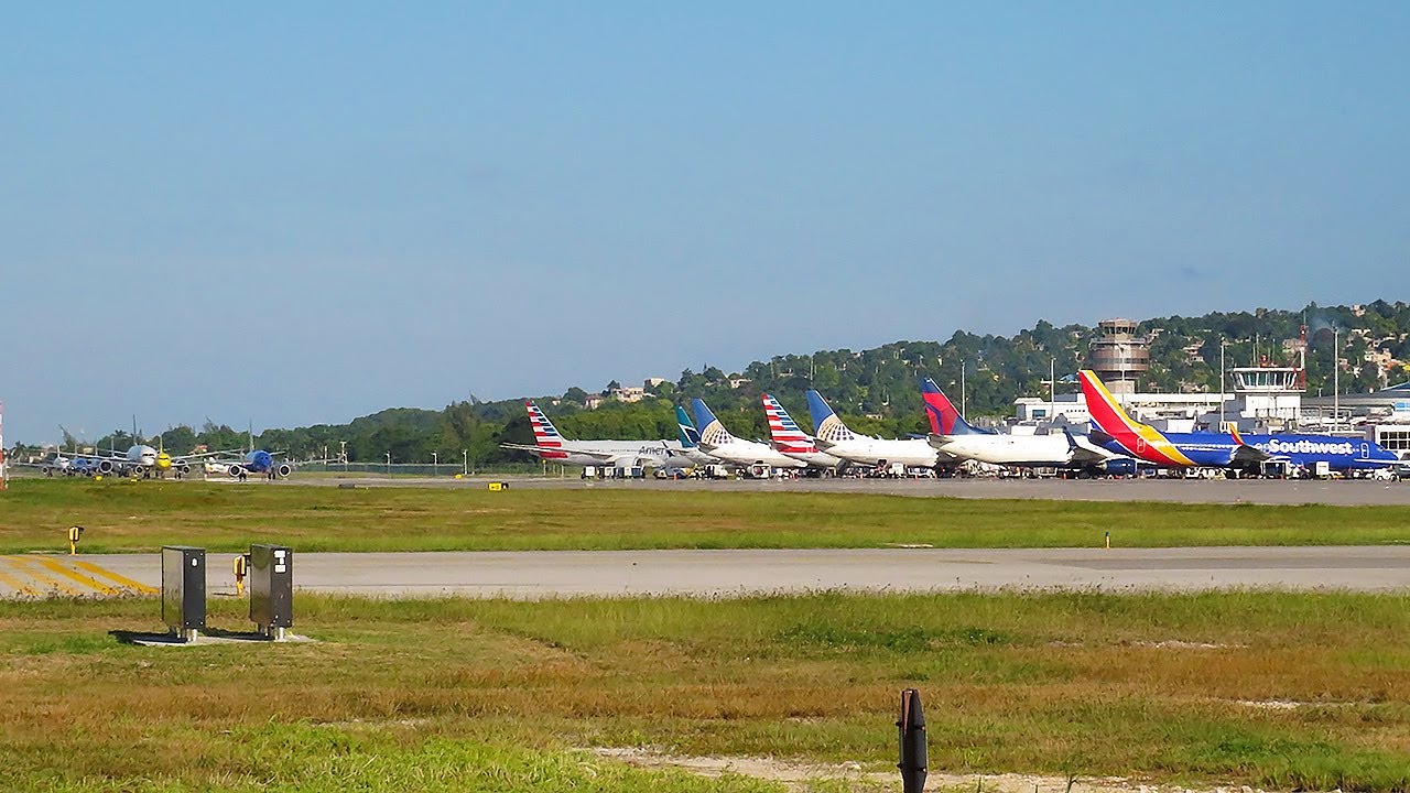 Plane Spotting Jamaica-Montego Bay Sangster(MBJ): The Archives: TRAFFIC! Saturday, December 17, 2022