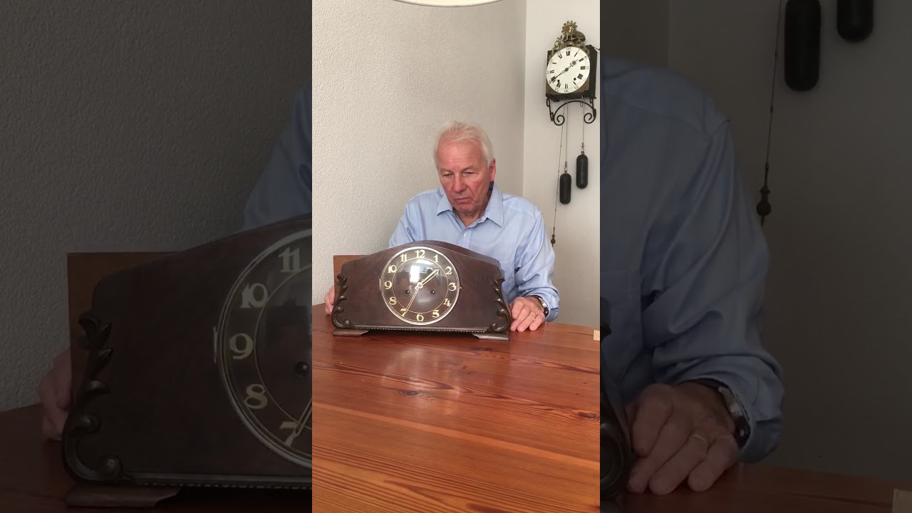 Uw tafelklok zelf recht en scheef tikkend afstellen.