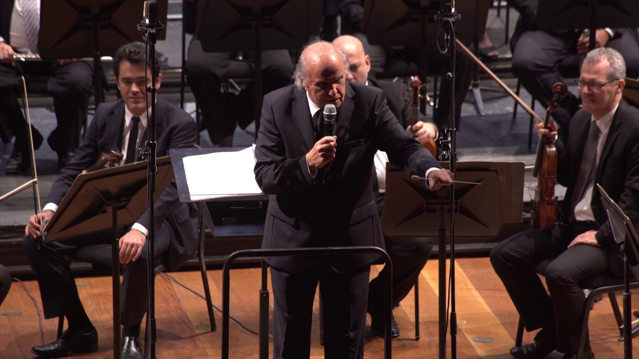 Maestro Isaac Karabtchevsky - Regendo a plateia