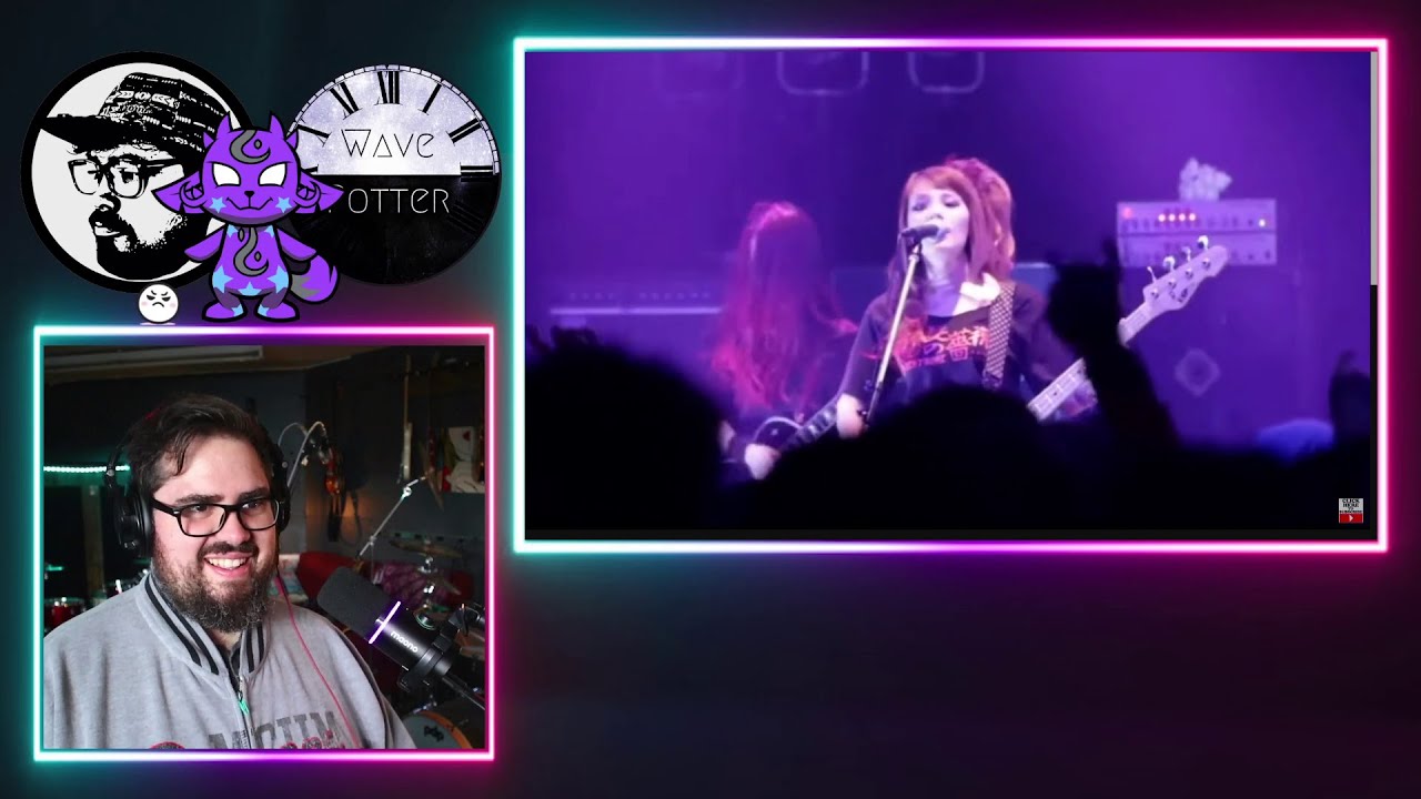 Miho & Haruna of LOVEBITES in Destrose 'MAZE' Live 2013