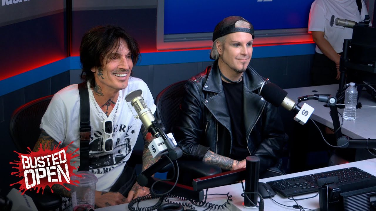 Mötley Crüe on 