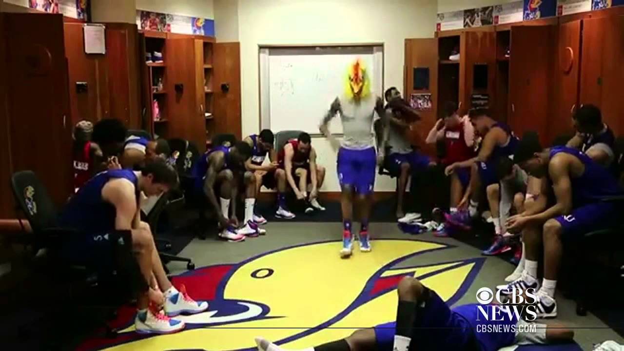 Harlem Shake: Kansas basketball style