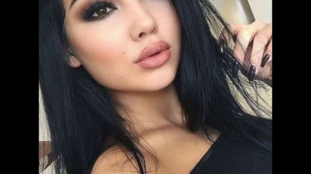 Ideas en melenas con cabello negro, ¡elegancia y sofisticación!