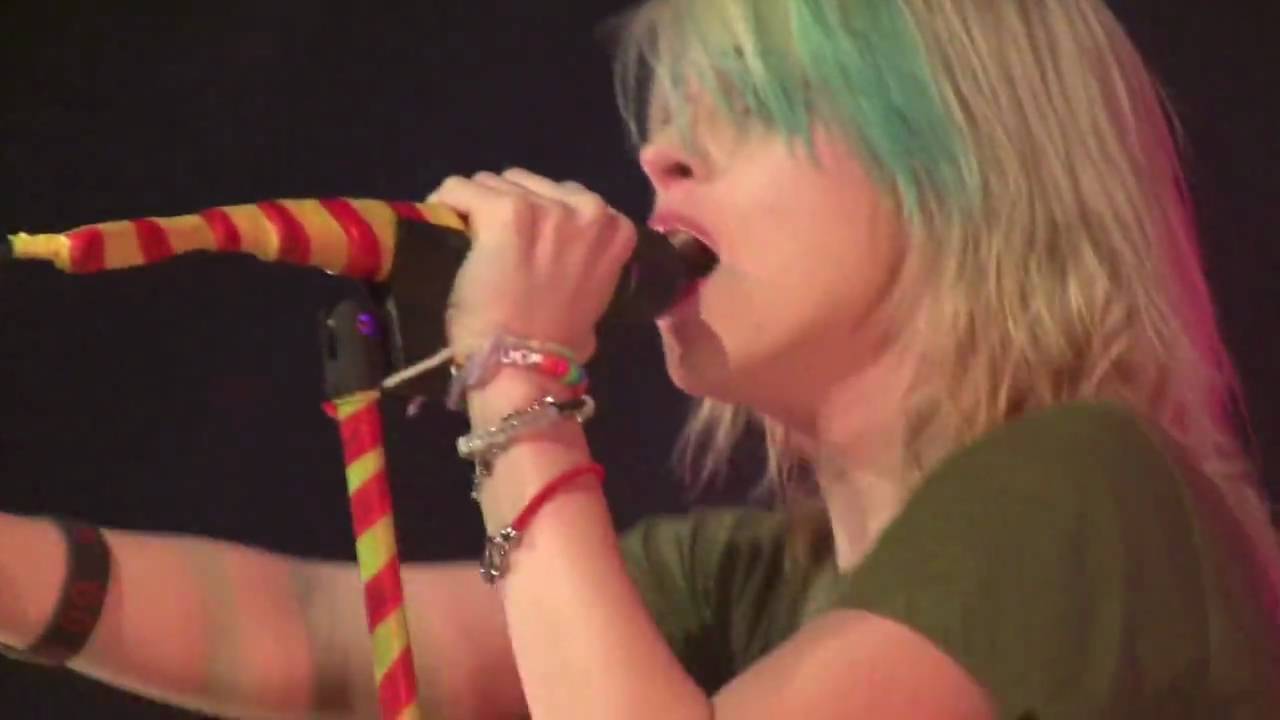 Paramore - Careful - Nashville