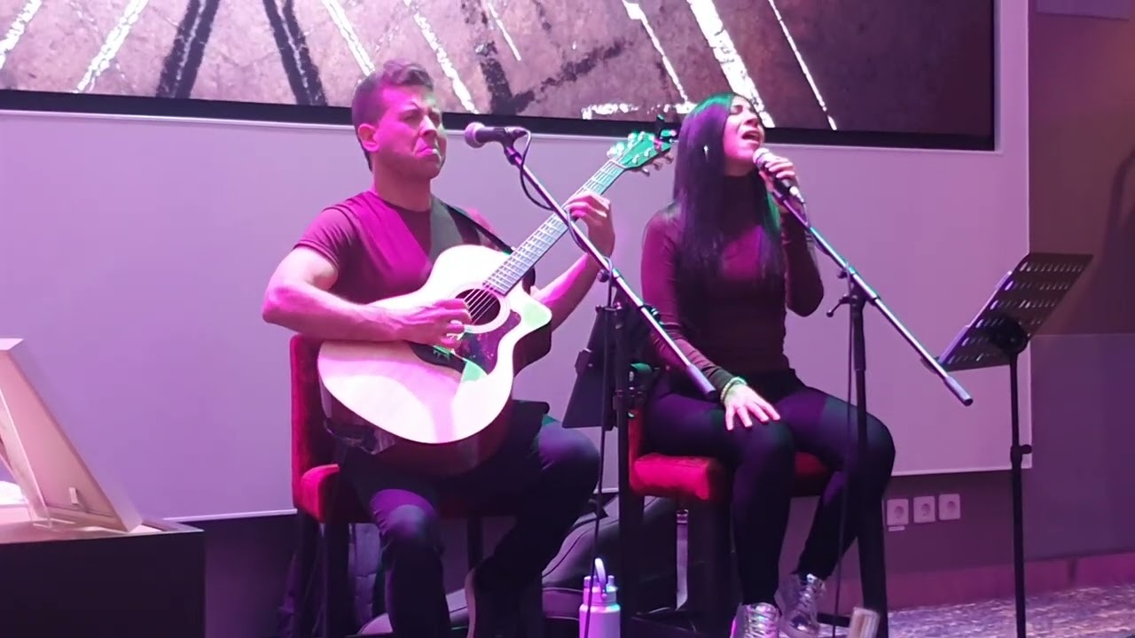 L.Flow  Mya Love y Shalo    Besame mucho