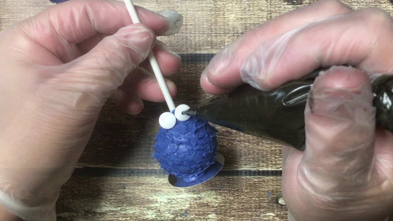 Cookie Monster Cake Pop