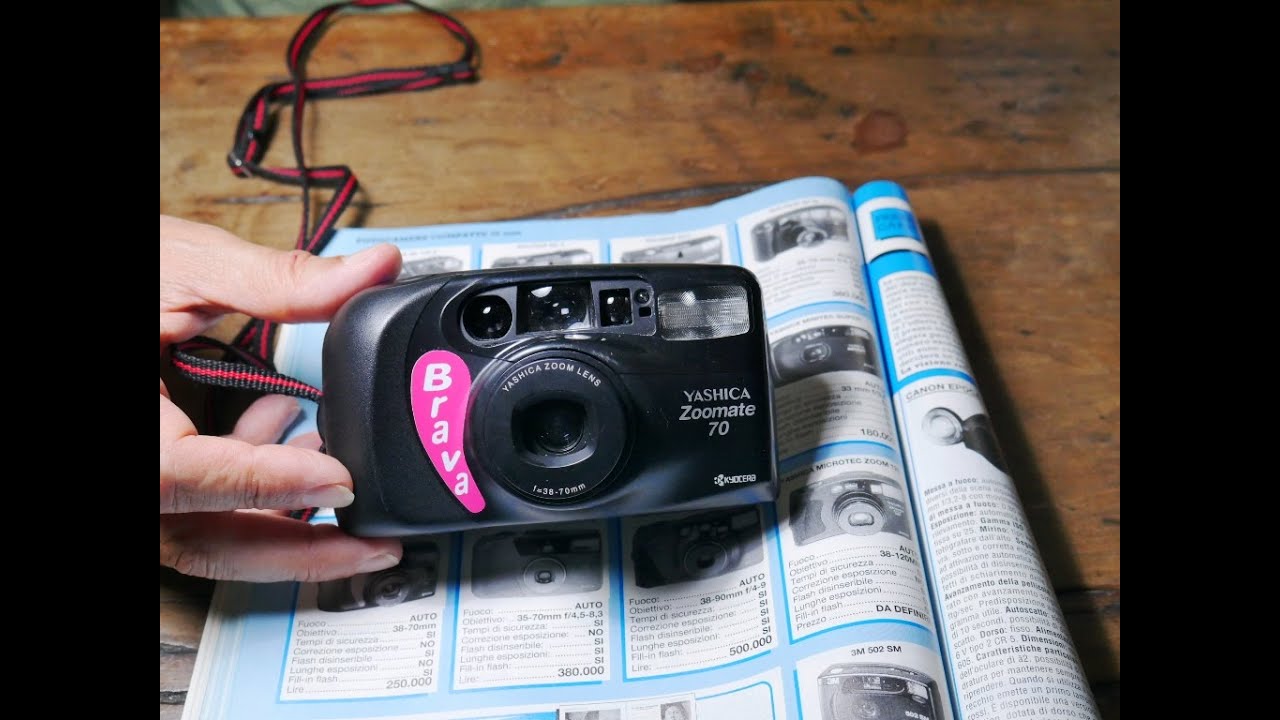 Yashica Zoomate 70 Brava. La qualità che non ti aspetti.