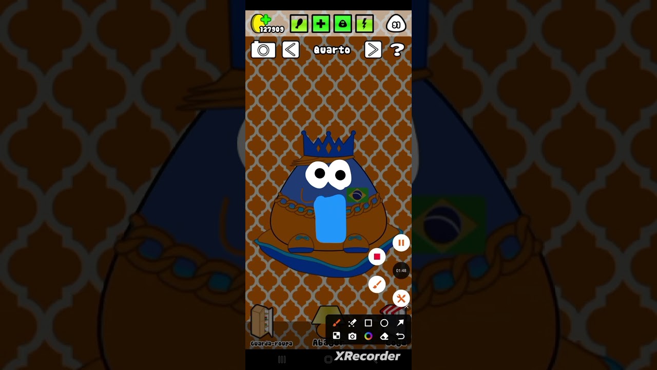 O pou virou a noite jogando e se deu mal