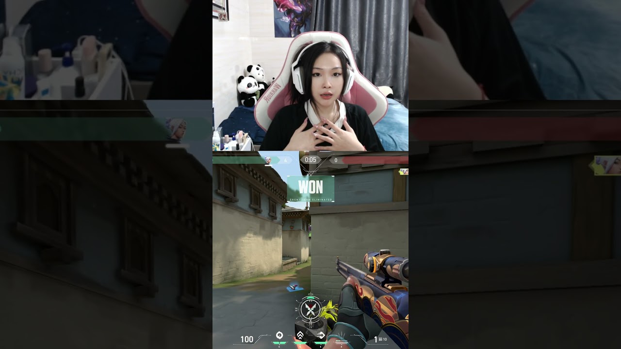 Giật mình thiệt á, không đùa đâu :) 