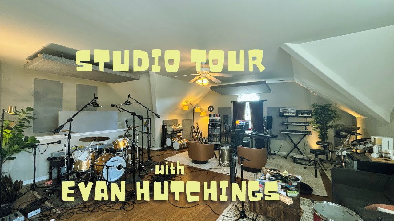 STUDIO TOUR