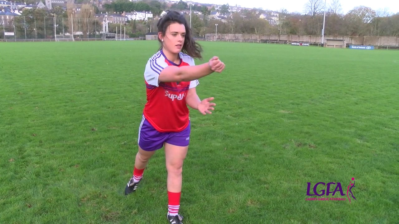 Ladies Gaelic Football Skills - The Fist Pass
