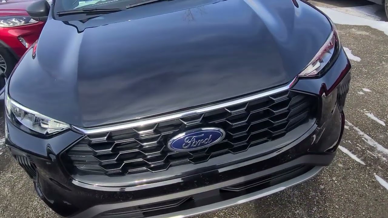 C9683 2025 Ford escape 