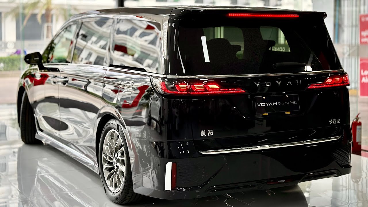 2024 Voyah Dreamer EV - 7 Seater Luxury MPV | Interior And Exterior