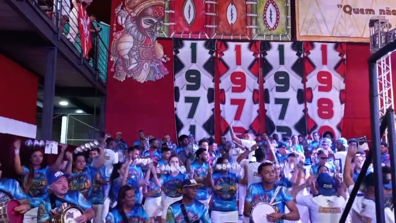 Bateria do Zaca na 24 horas de samba