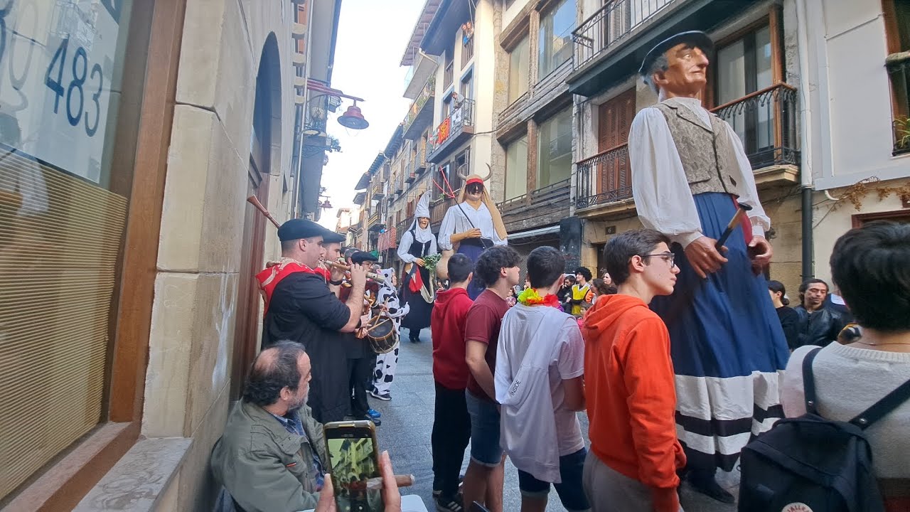 Vals V de los Gigantes de Hernani en Carnavales | 20 de febrero de 2023