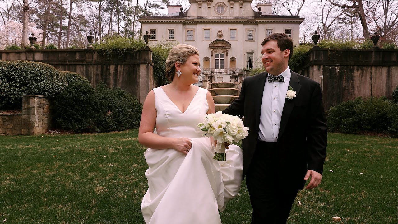 Mom sets up Bride and Groom, Swan House Atlanta Wedding