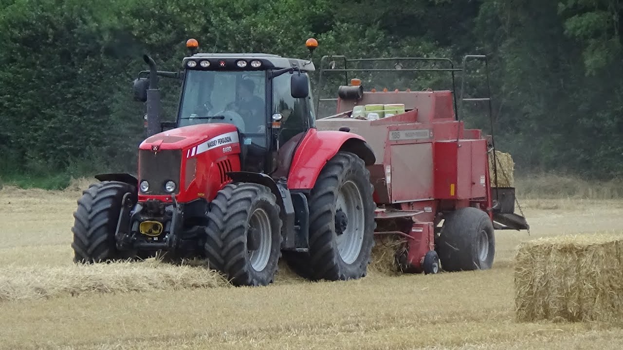 Harvest 2021 - Baling straw with Massey Fergusons 3095 & 6490 in small bales and big squares
