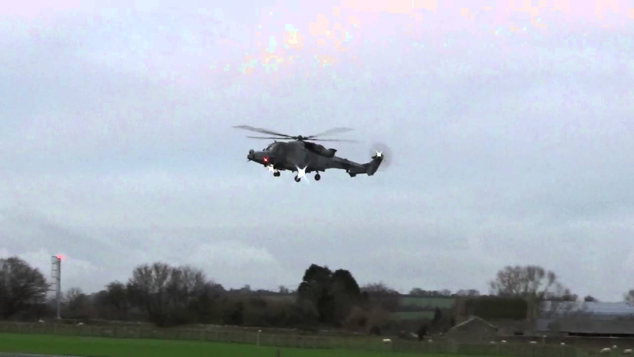 Wildcat AH1 landing at RNAS Yeovilton (26/11/15)