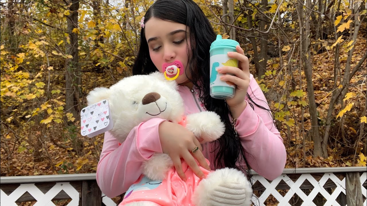 Reto: 24 horas usando cosas de bebés y actuando como bebé
