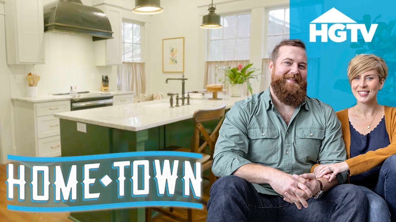 Remodel Guest Room Into Bathroom And Closet | Hometown | HGTV