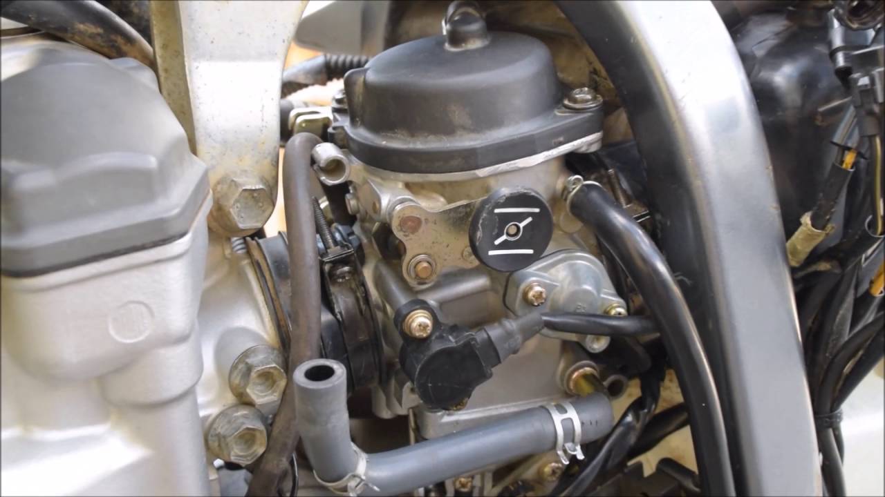 How to remove and reinstall the carburetor from a Suzuki DRZ 400 S & SM (Carb removal)