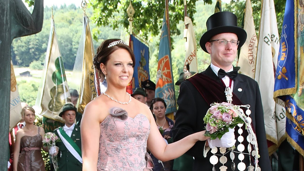 Schützenumzug - 10. Heimatfest in Ovenhausen 2015