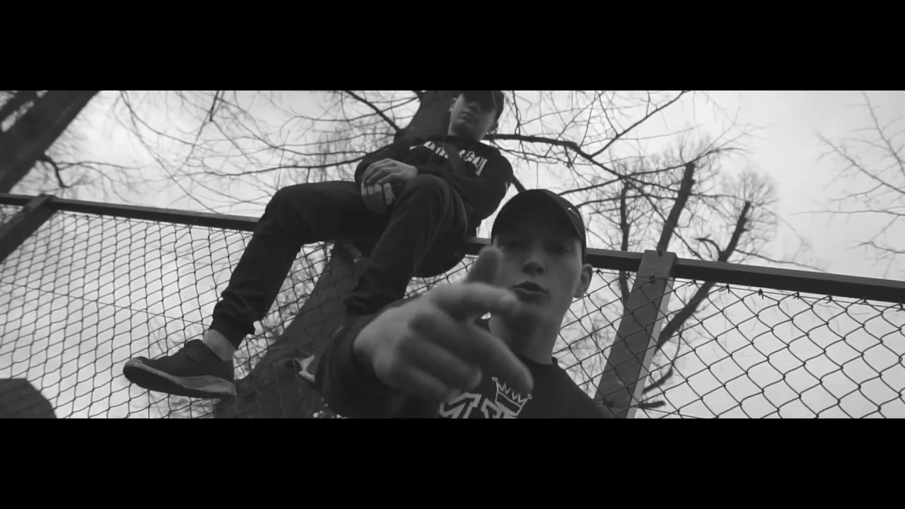 Martin MxM - Daleko stąd