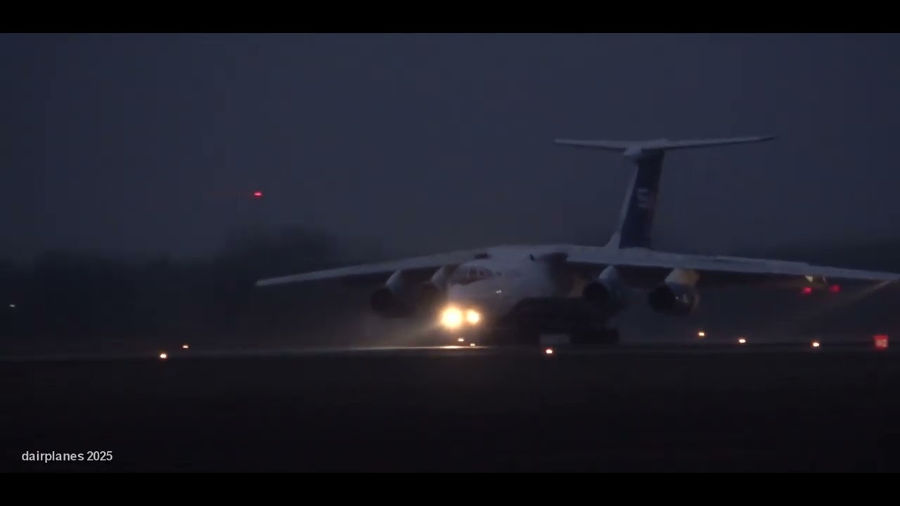 IL76TD 4K-AZ101 - A330-202 452-03