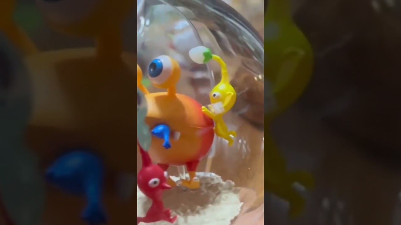 Hungry, hungry dwarf bulborb terrarium #nintendo #pikmin