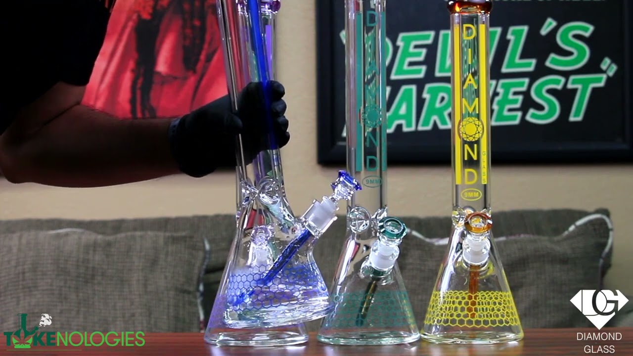 DIAMOND GLASS&reg; 9MM EXTRA THICK BEAKER BONG BEE-HIVE EDITION