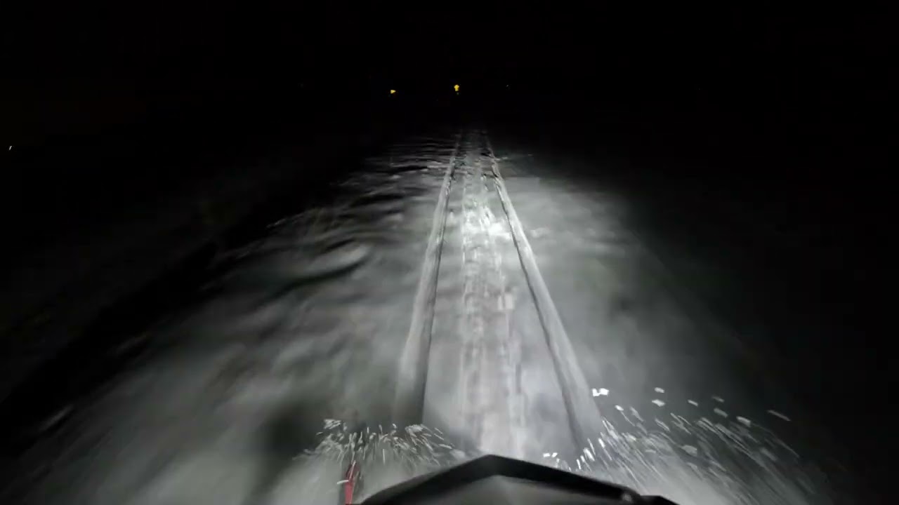 Yamaha Apex ditch riding/powder at night