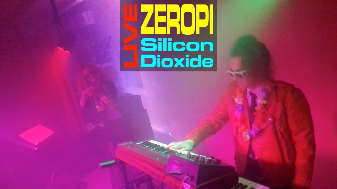 ZeroPi - Silicon Dioxide - Live (Violin Synthpop - New Wave Video)