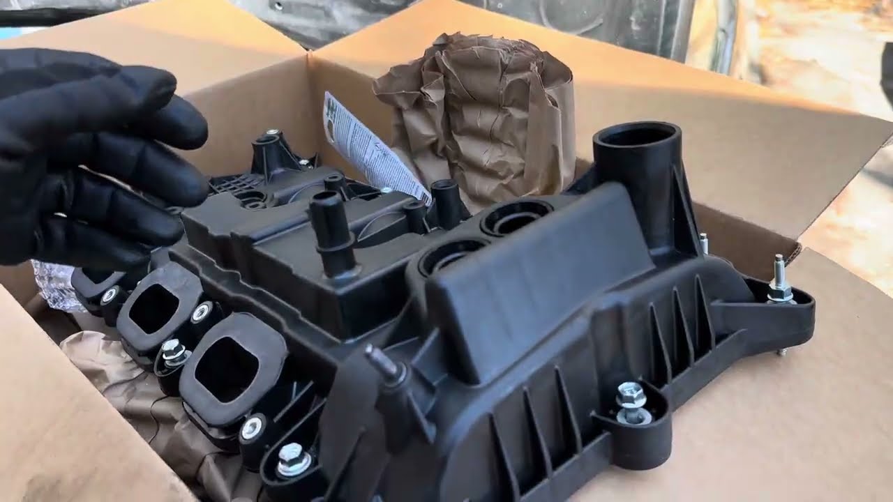 How to change Valve Cover | 2018 Ford F 150 Raptor