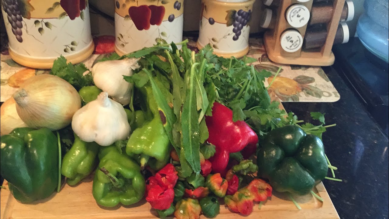 Sofrito Completo Bien Puertorriqueño Con Sabor A Campo