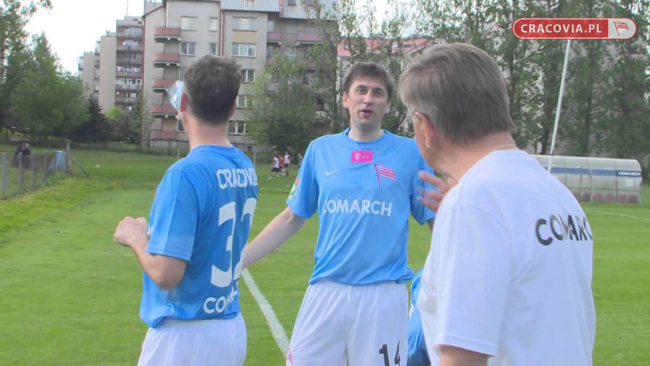 Comarch Cracovia vs Cracovia Crew, czyli mecz hokeist&oacute;w z pracownikami Cracovii