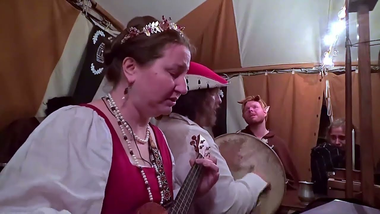 Song Calls to Song (Colette la trouvere) - Mathias Blackett & Aibhilin inghean Daibhidh